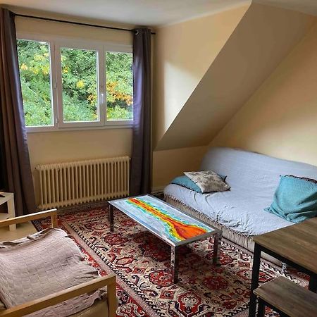 Grand Appartement Au Calme 2 Chambres カンペール エクステリア 写真
